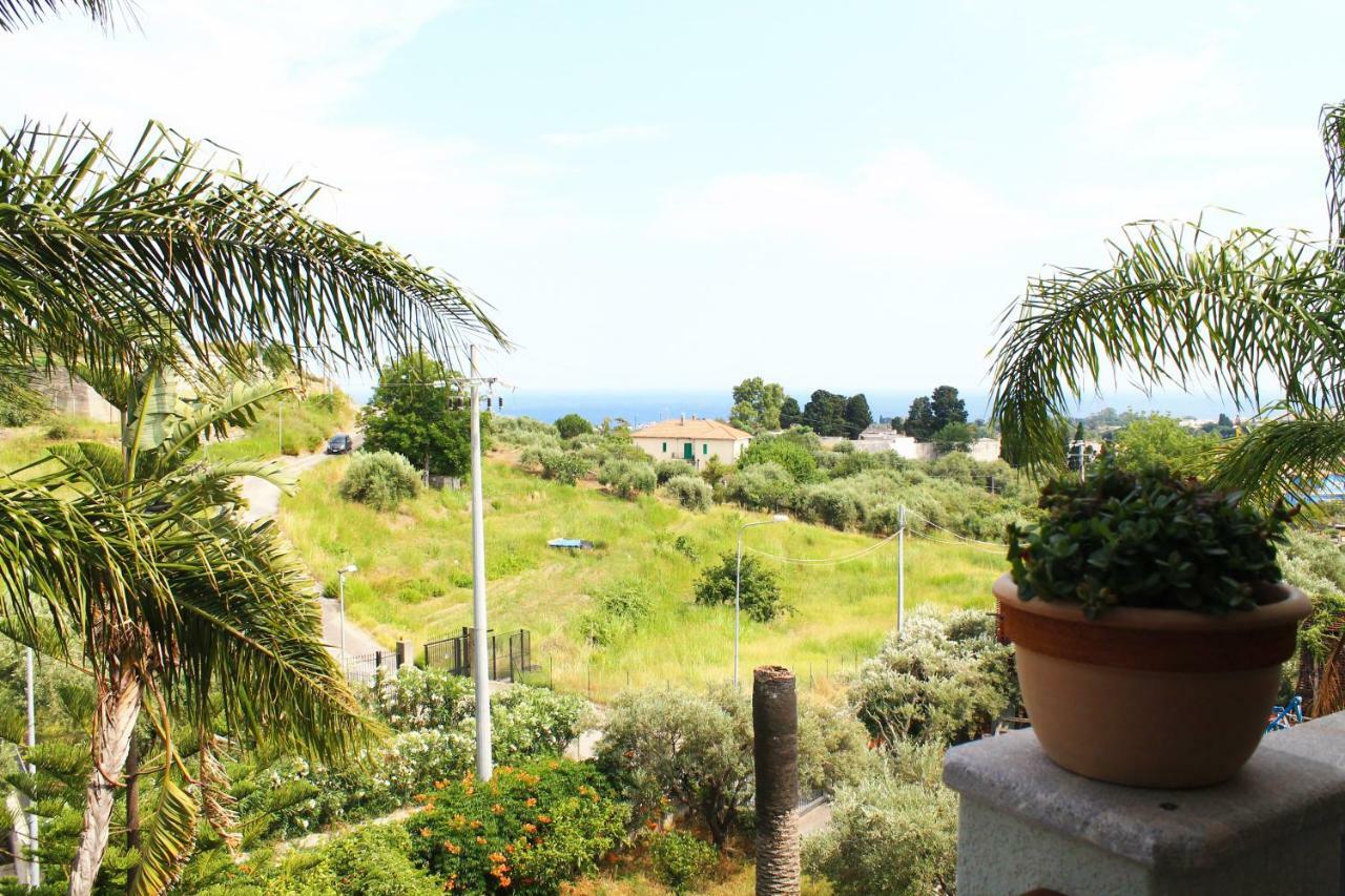 Villa I Minnulareddi Giardini Naxos Exterior foto